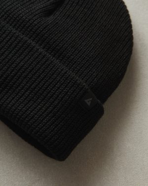 Shop Beanie – Black