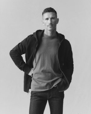 Men’s Classic Full Zip – Black