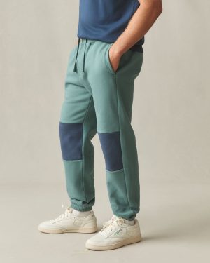 Men’s Patch Classic Sweatpant – Silver Pine Spellbound