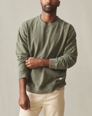 Men’s Vintage Washed Relaxed French Terry Crew – Olive