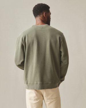Men’s Vintage Washed Relaxed French Terry Crew – Olive