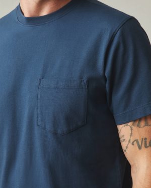 Men’s Pocket Tee – Spellbound