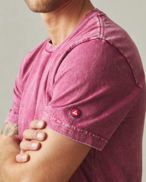 Men’s Vintage Crew Tee – Mineral Wash Raspberry