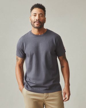 Men’s Vintage Crew Tee – Washed Metropolitan Grey
