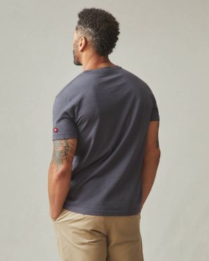 Men’s Vintage Crew Tee – Washed Metropolitan Grey
