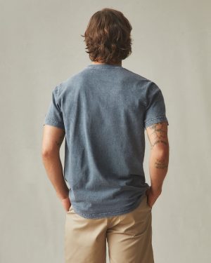 Men’s Vintage Crew Tee – Mineral Wash Metropolitan Grey