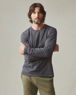 Men’s Vintage Crew Long Sleeve Tee – Washed Metropolitan Grey