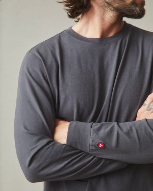 Men’s Vintage Crew Long Sleeve Tee – Washed Metropolitan Grey