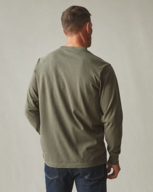 Men’s Vintage Crew Long Sleeve Tee – Washed Olive