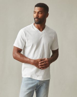 Men’s Premium Slub V-Neck Tee – Bone