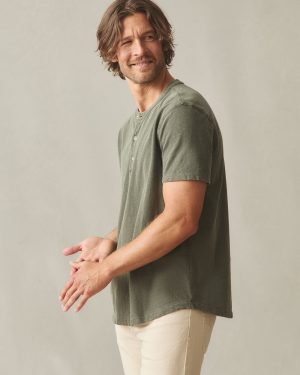Men’s Broken-In Premium Slub Henley – Washed Olive