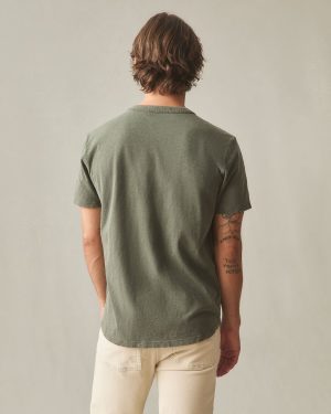 Men’s Broken-In Premium Slub Henley – Washed Olive