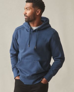 Men’s Classic Pullover – Spellbound