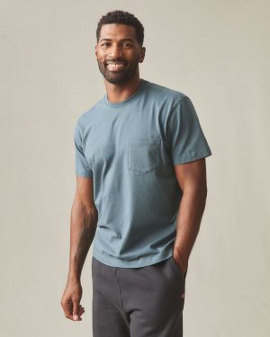Men’s Pocket Tee – Stormy Weather