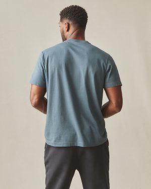 Men’s Pocket Tee – Stormy Weather