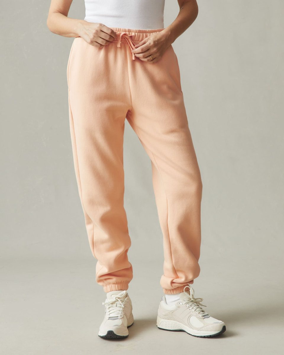 Women's Classic Sweatpant - Peach Fuzz