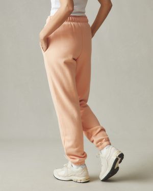 Women’s Classic Sweatpant – Peach Fuzz