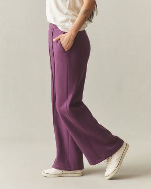Women’s Pintuck Flare Pant – Italian Plum