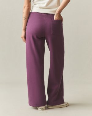 Women’s Pintuck Flare Pant – Italian Plum