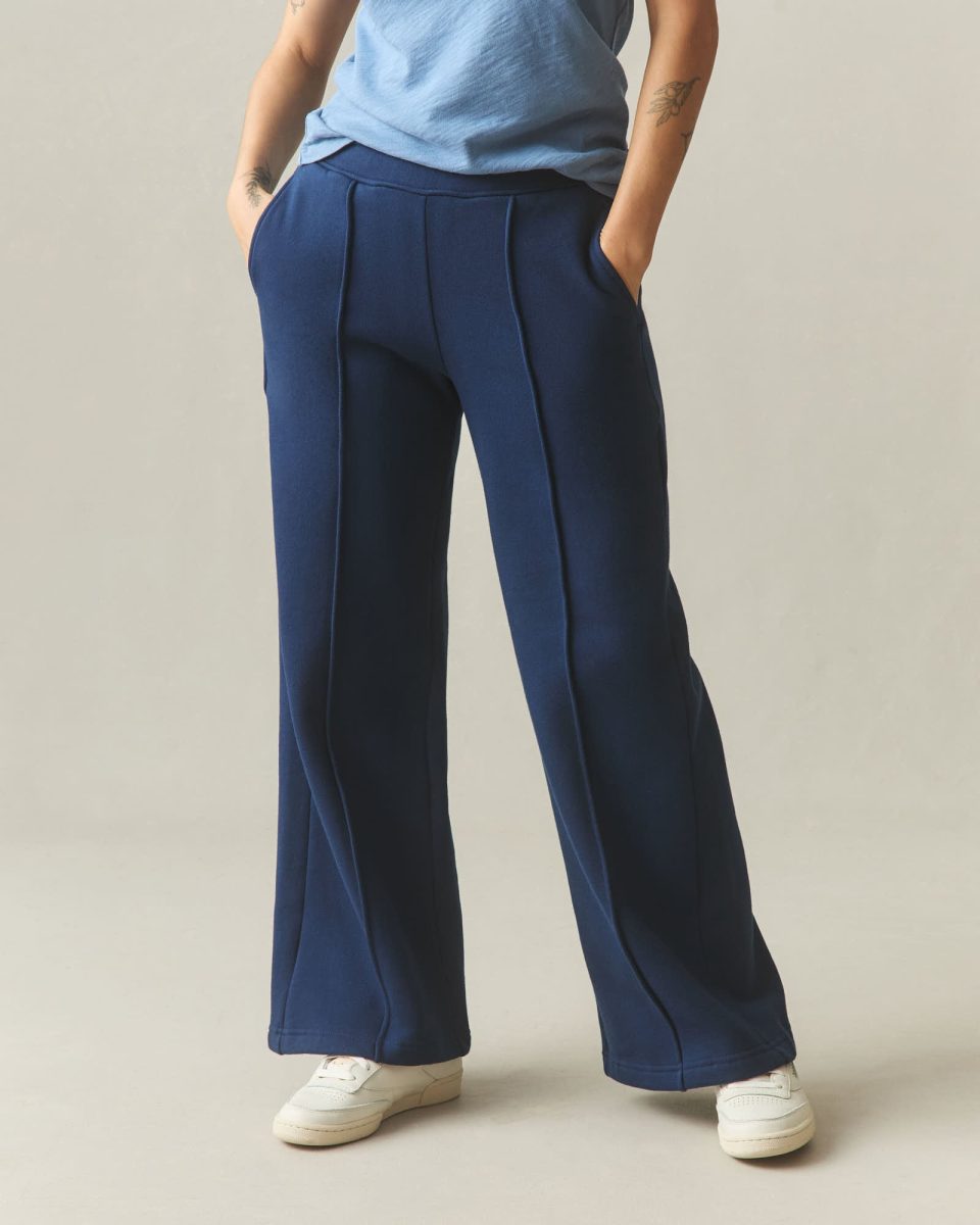Women's Pintuck Flare Pant - Pageant Blue