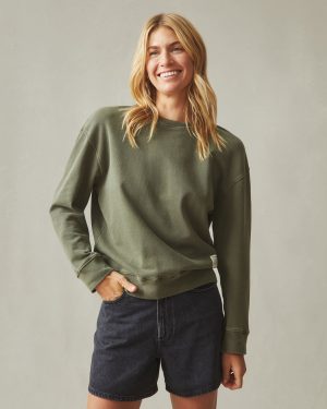 Women’s Vintage Wash Relaxed French Terry Crew – Olive