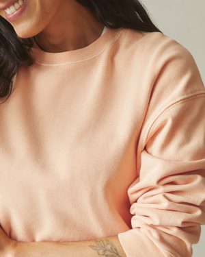 Women’s Vintage Wash Relaxed French Terry Crew – Peach Fuzz