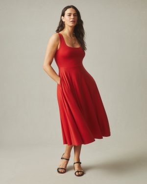 Women’s Flex Dress – Crimson