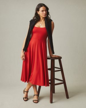 Women’s Flex Dress – Crimson