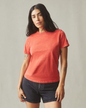 Women’s Vintage Crew Tee – Mineral Wash Crimson