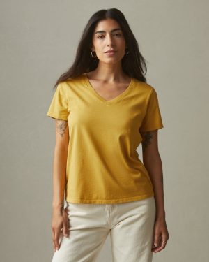 Women’s Classic Cotton V-Neck Tee – Straw