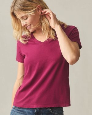 Women’s Classic Cotton V-Neck Tee – Beet Red