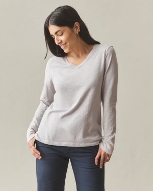 Women’s Premium Slub Long Sleeve V-Neck Tee – Ashes of Roses
