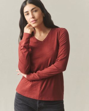 Women’s Premium Slub Long Sleeve V-Neck Tee – Russet Brown