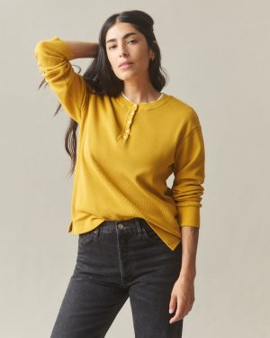 Women’s Thermal Henley – Nugget Gold