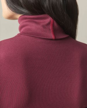 Women’s Luxe Rib Turtleneck – Zinfandel